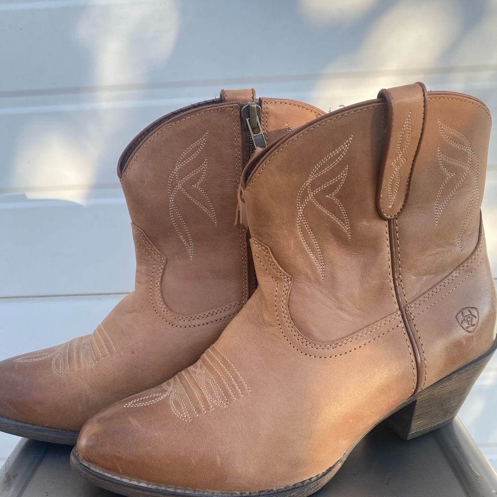 Ariat Darlin Western Bootie
